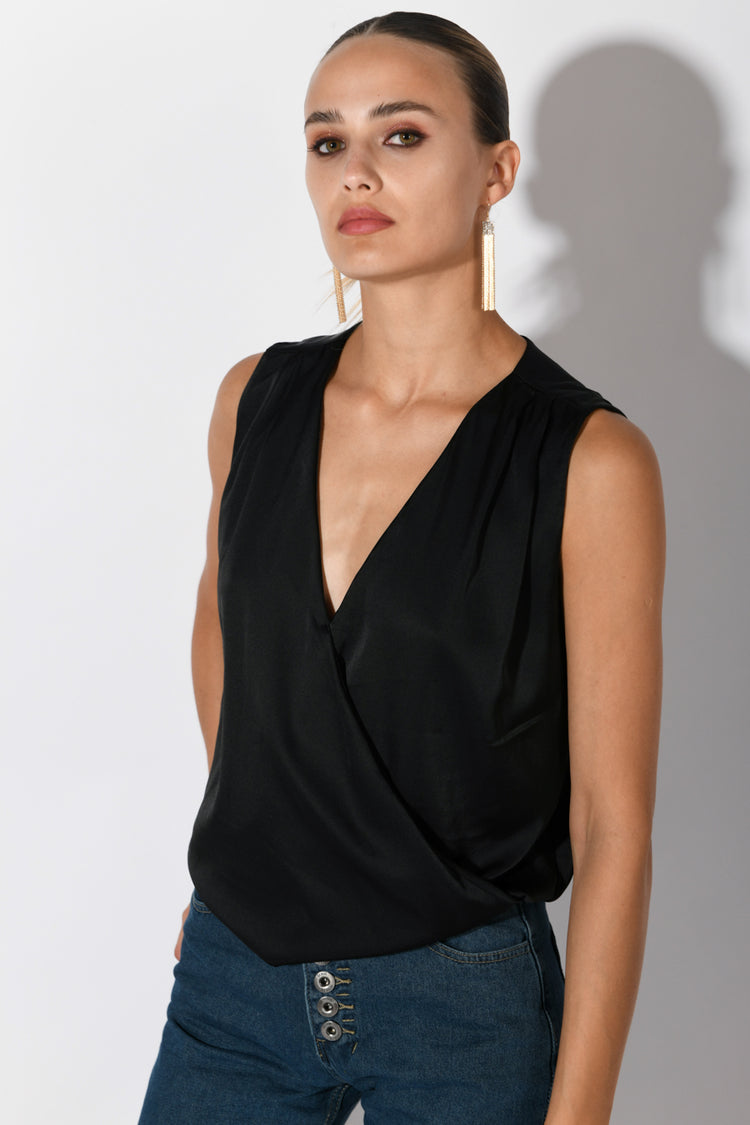 Top con scollo incrociato