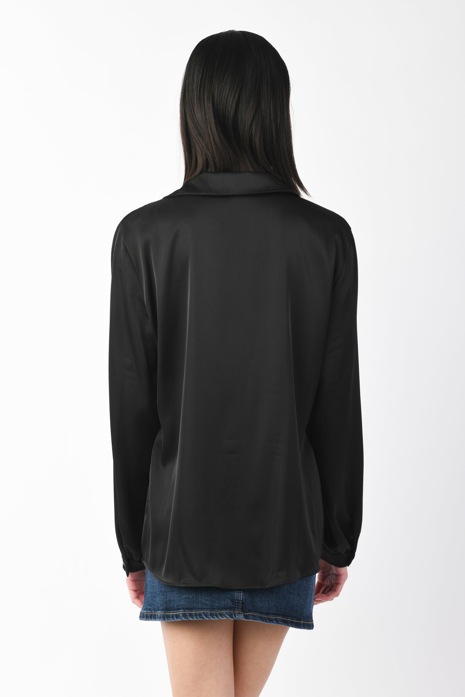 M9918NE-24_3_4_de081213-48b8-4909-a22a-9eb232f5d679