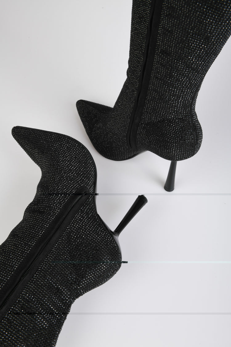 Stivali con decorazione in strass