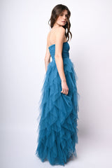Abito lungo a bustier in tulle con volants
