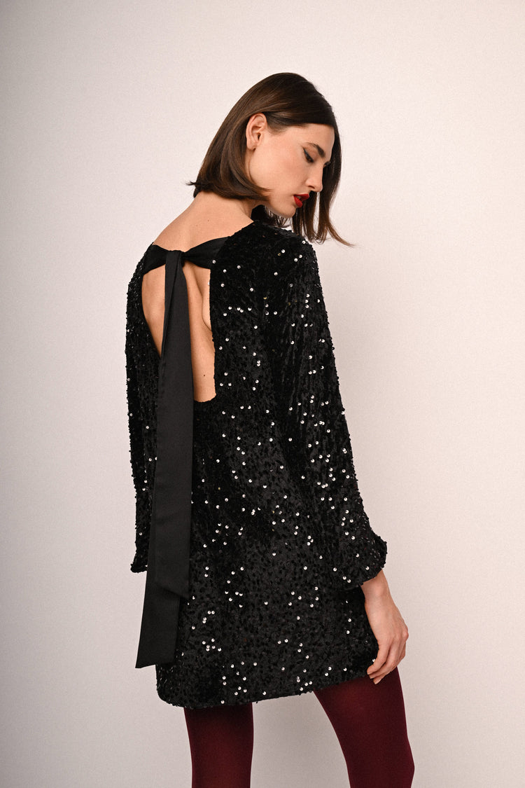 Mini abito in ciniglia con paillettes e fiocco