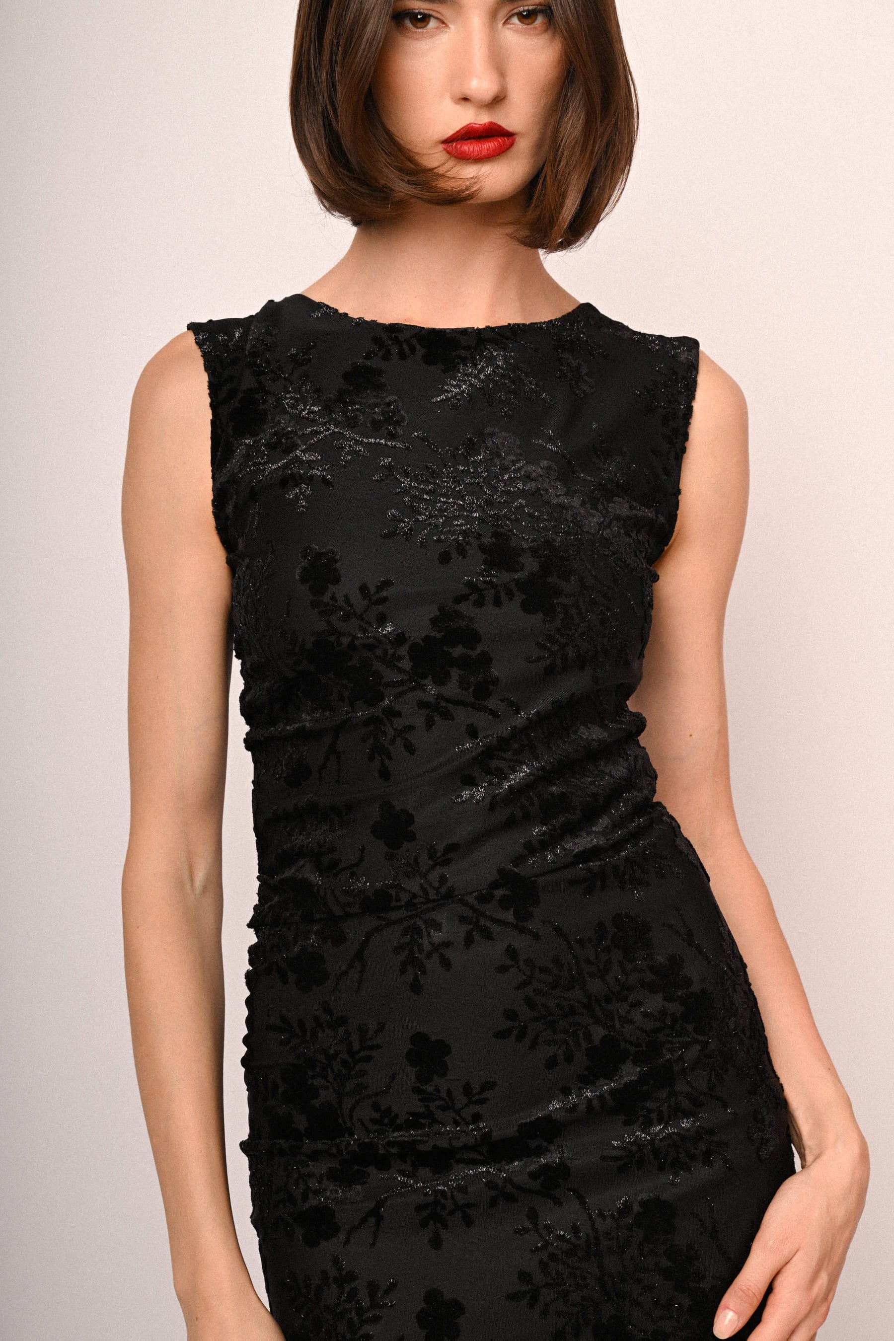 Abito tubino tulle e velluto