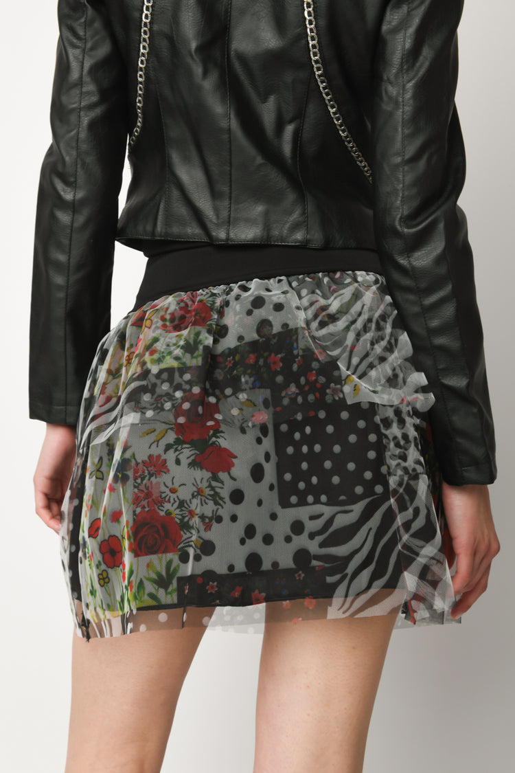 Minigonna in tulle a stampa patchwork