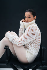 Dolcevita in maglia crochet
