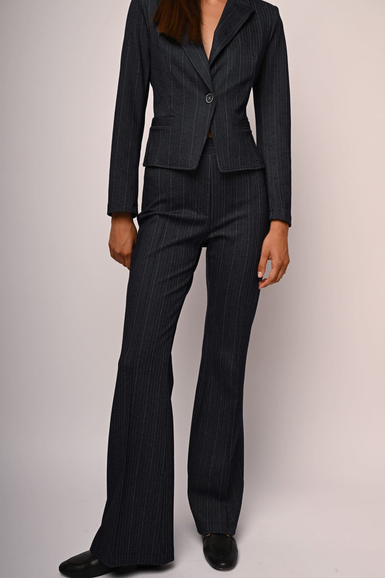 Pantaloni svasati in tessuto gessato