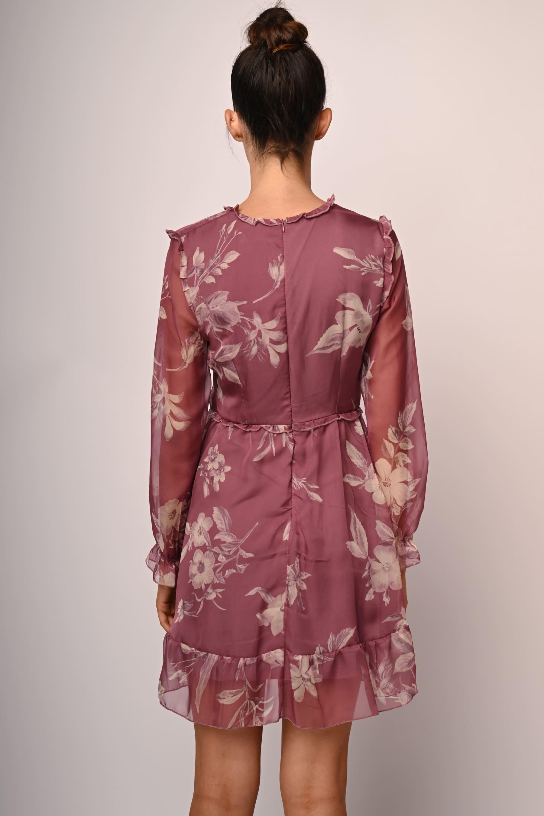 Abito con rouches a stampa floreale