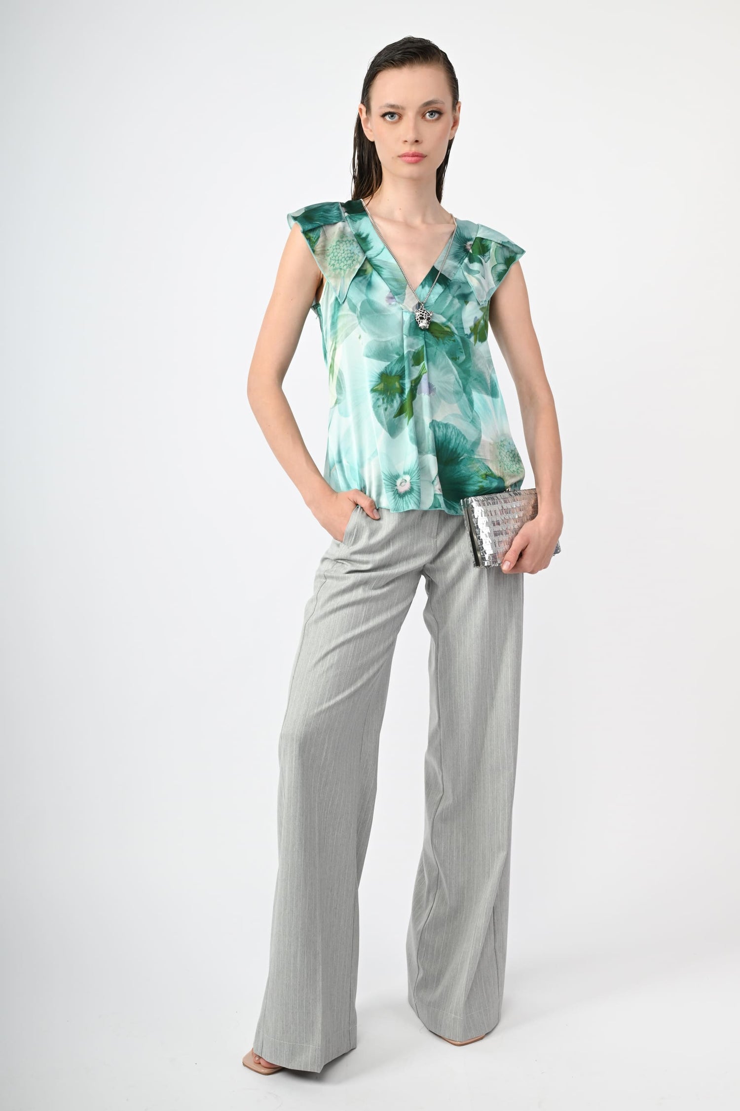 MM4FAVE-24_7_7_991974de-1f73-4c1e-b0ea-75ece090560b