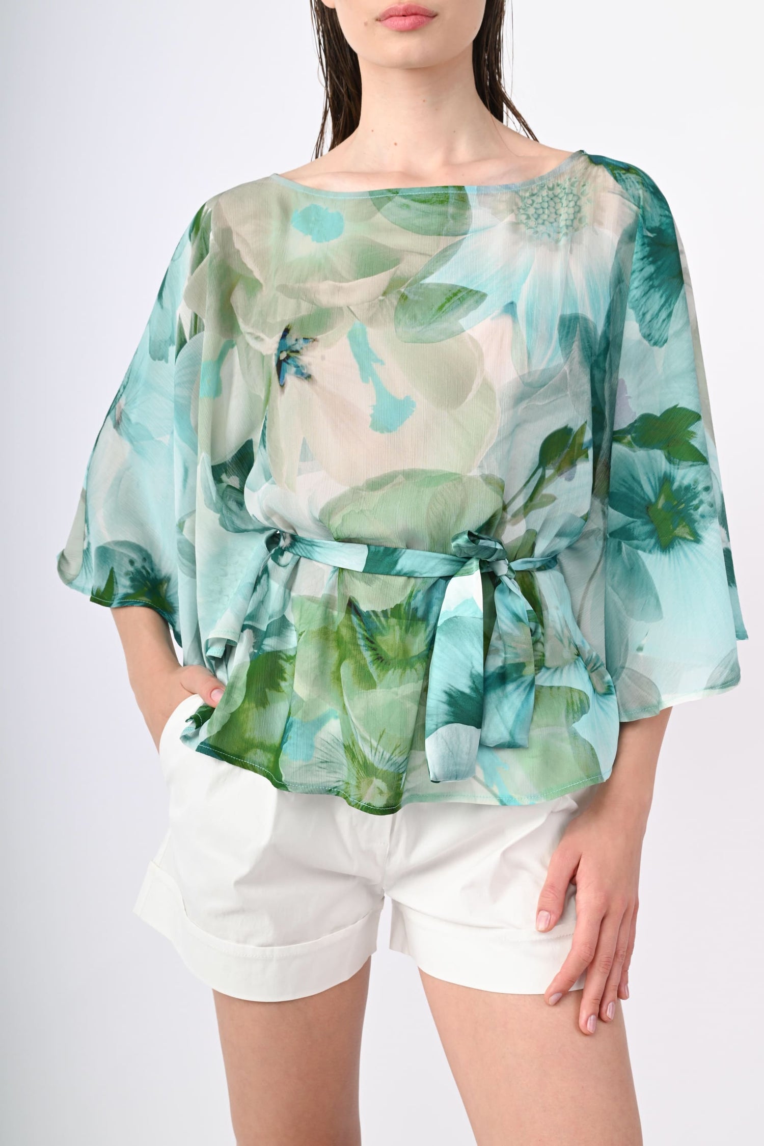 MM6FAVE-24_3_3_f75f0f14-8cc1-424c-a9ca-04cb399e6ac0