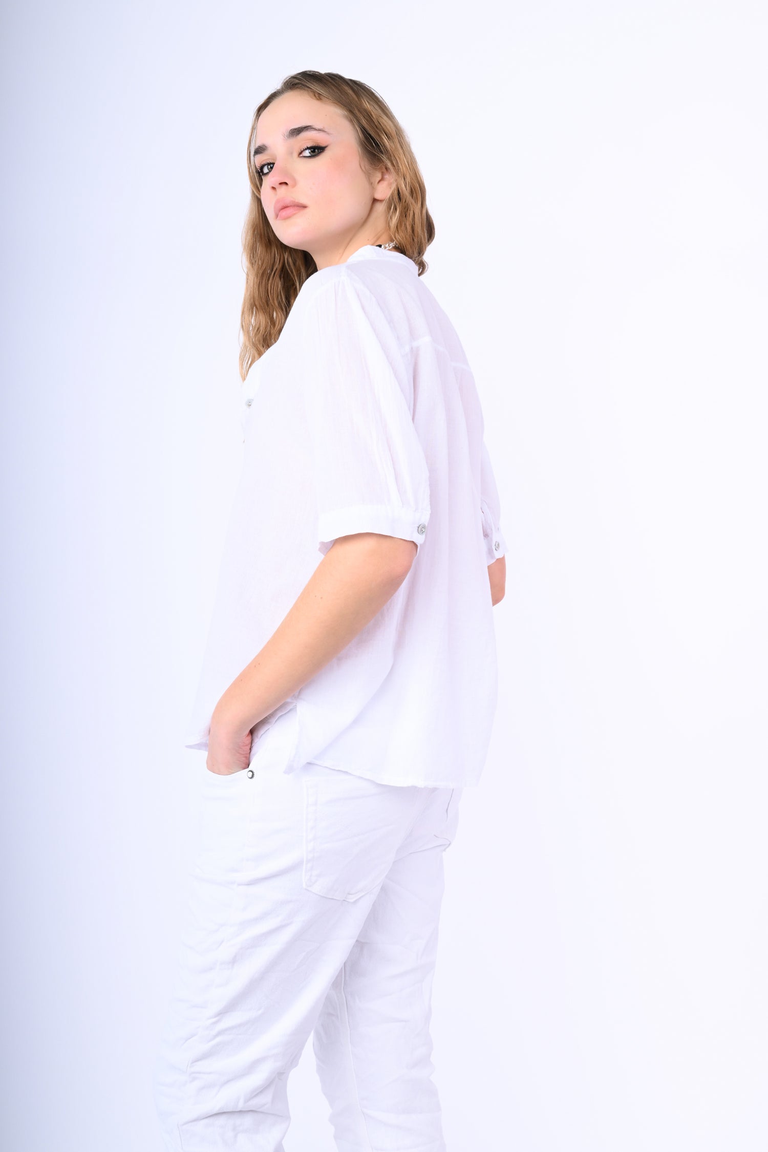 MO23590BI-24_4_4_9c9755db-0c96-4714-8879-47fde9a94d7e