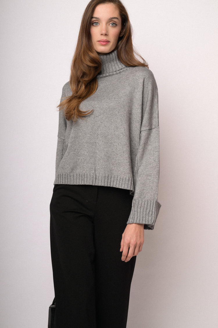 Maglia lurex a collo alto grigia