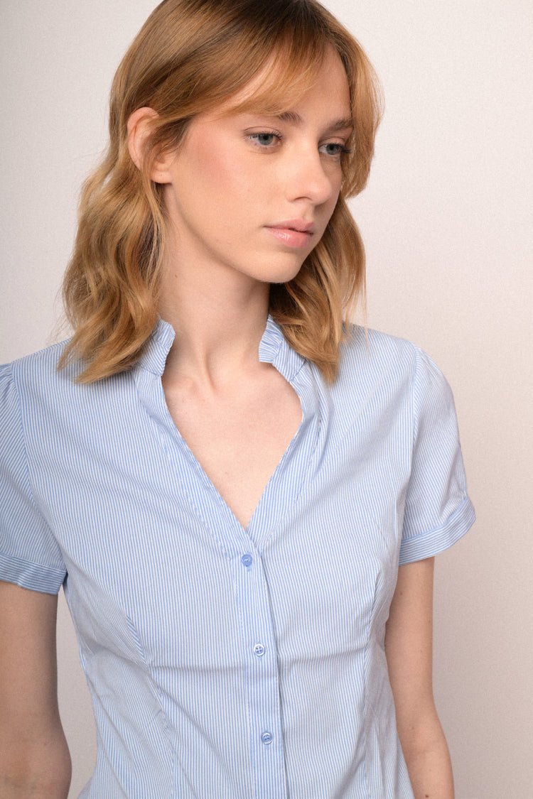 Camicia con colletto rouches righe