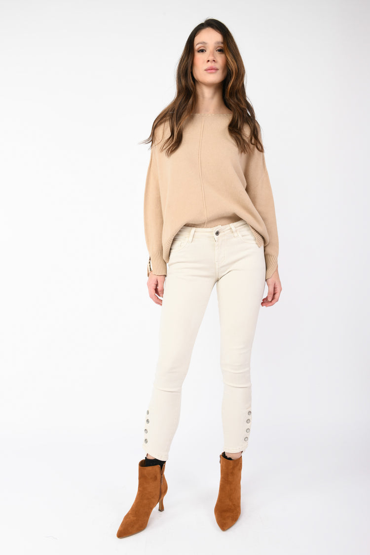 Pantaloni skinny con bottoni