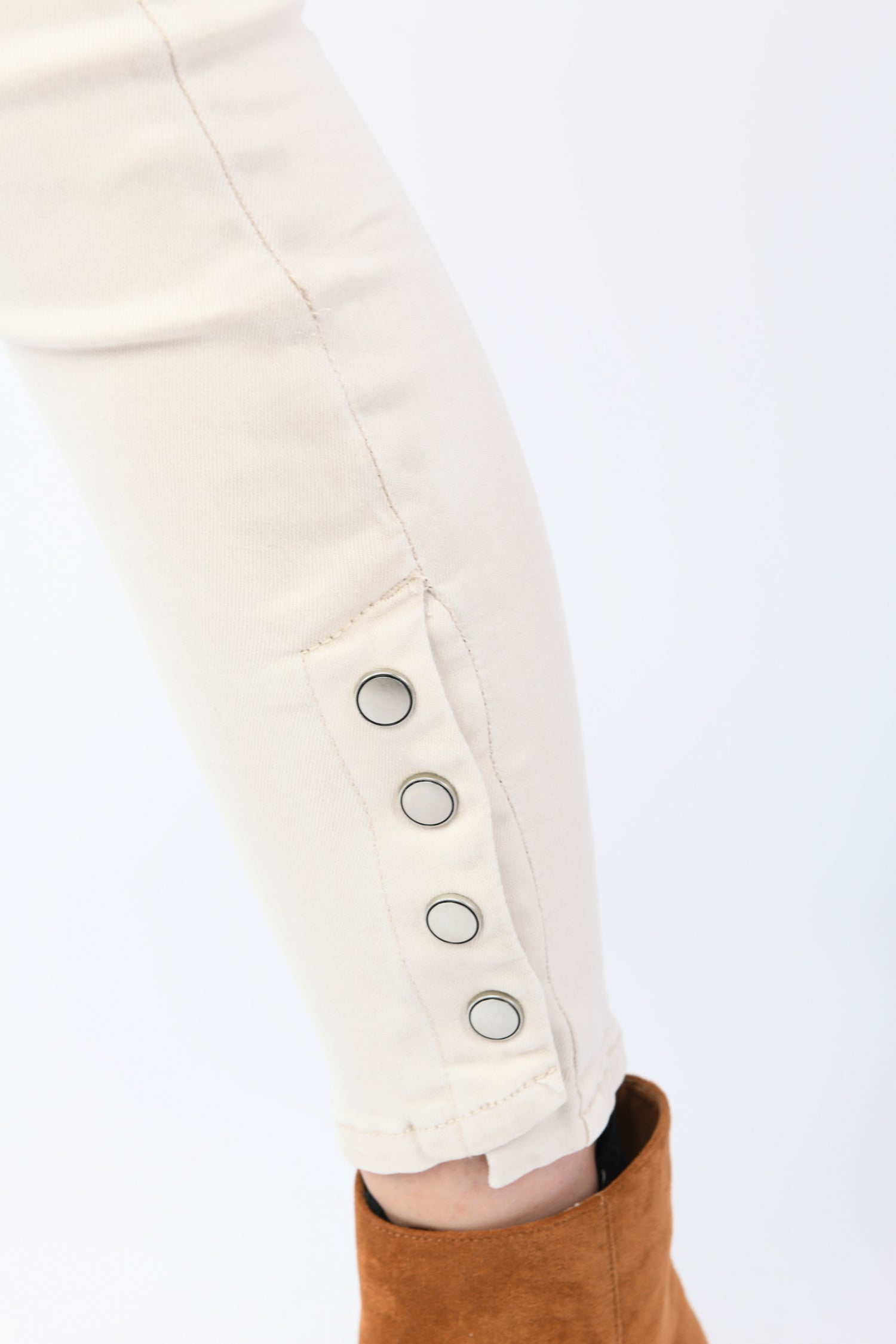 N5207712PA-23_3_3_4f42d227-1622-4156-b3b7-64fedcbba3ab