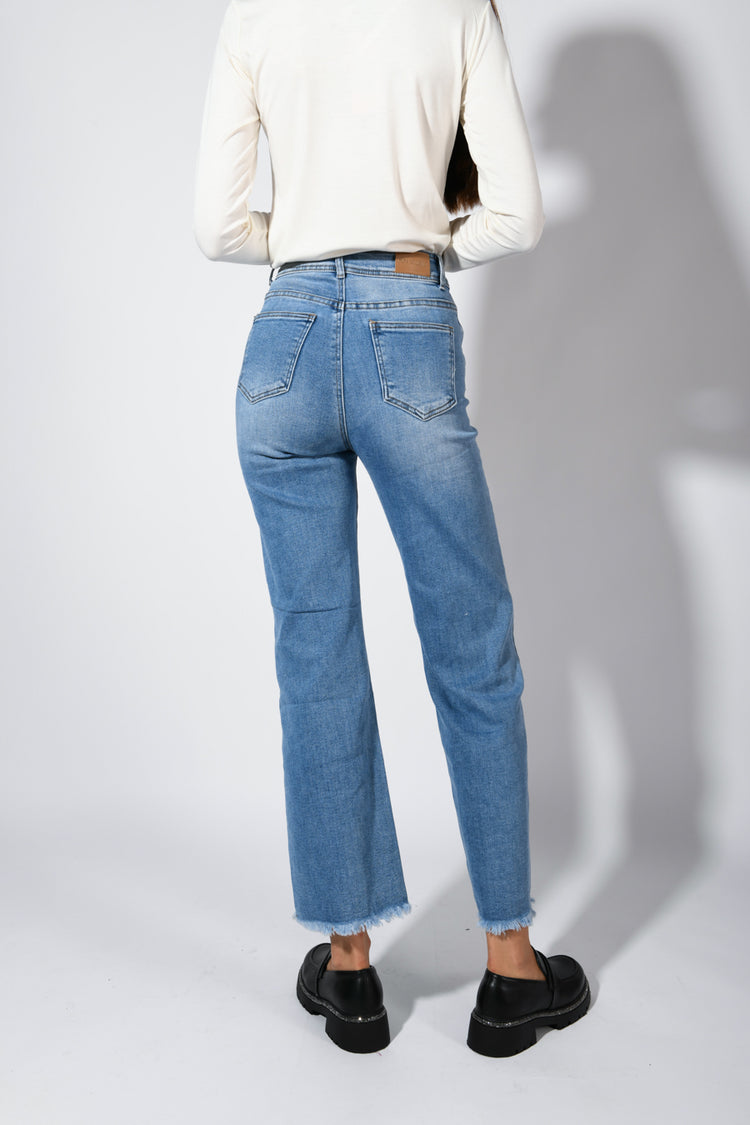 Jeans palazzo con strappi