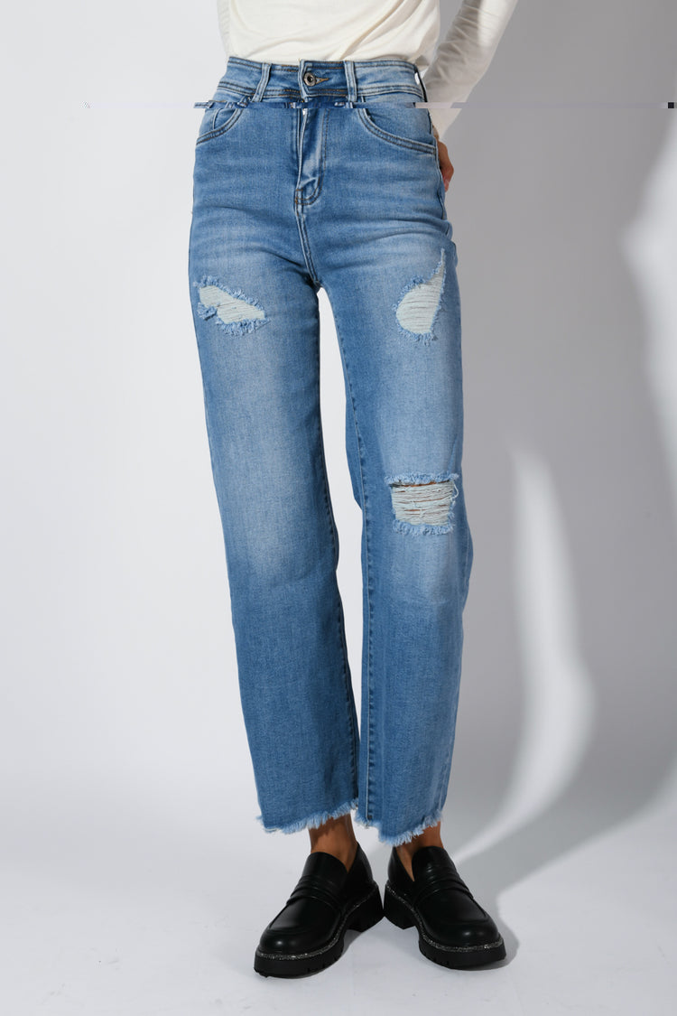 Jeans palazzo con strappi