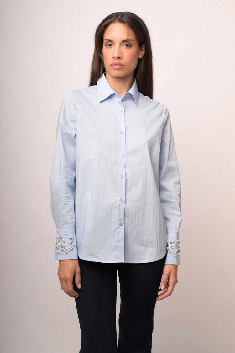 Camicia con polsino applicazione