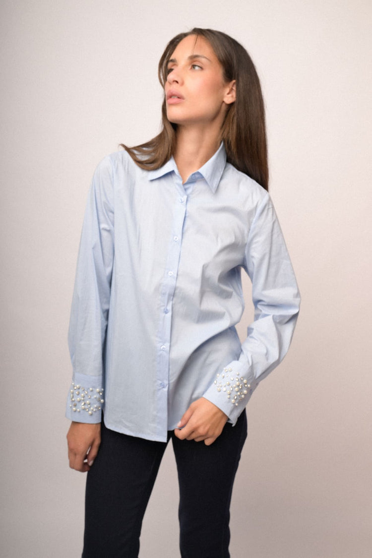 Camicia con polsino applicazione
