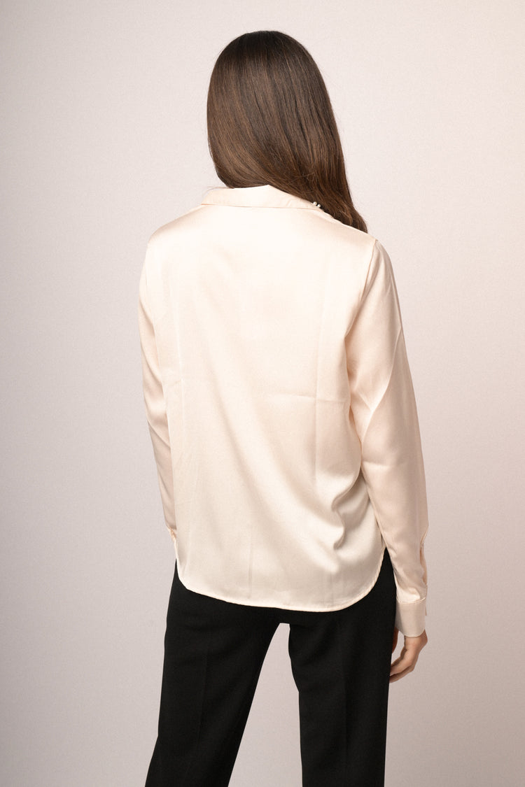 Camicia lucida con strass collo