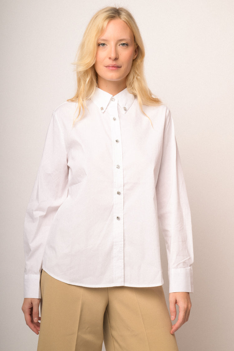 Camicia over con bottoni preziosi