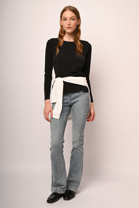 Jeans zampa con glitter e bottoni