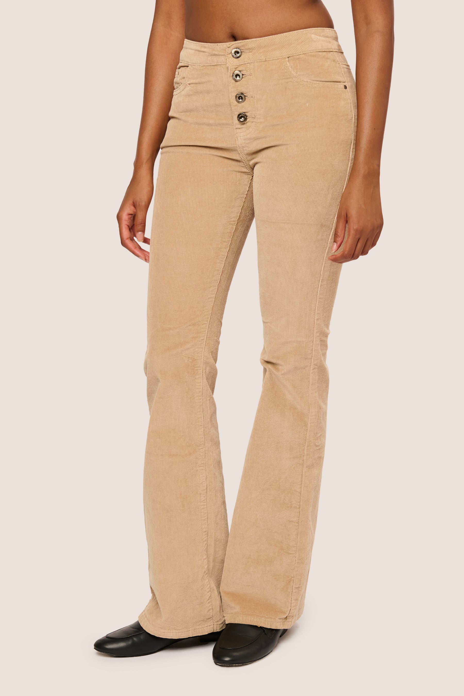 Pantaloni svasati in velluto a coste