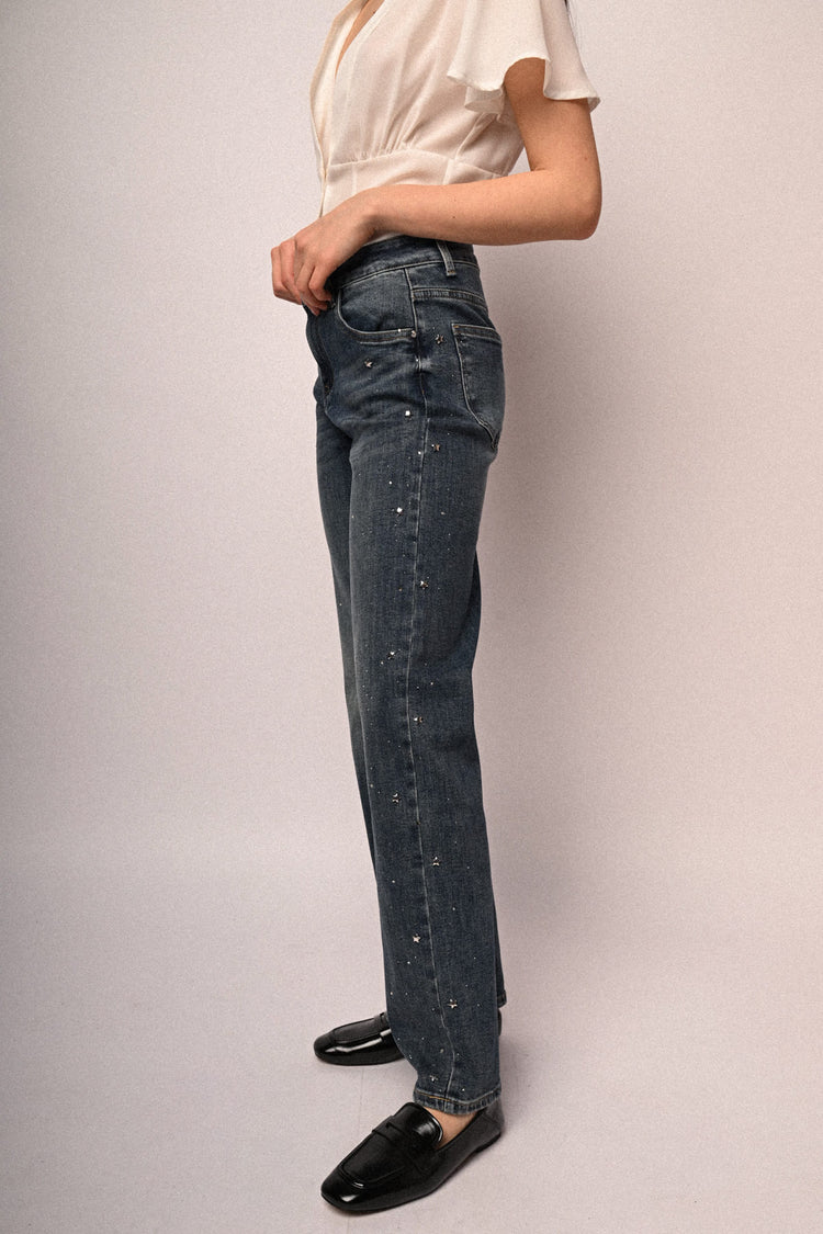 Jeans con decorazione stelle e strass