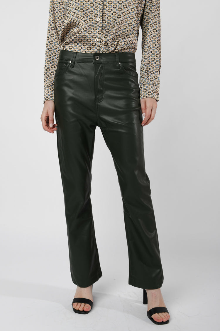 Pantaloni svasati in similpelle