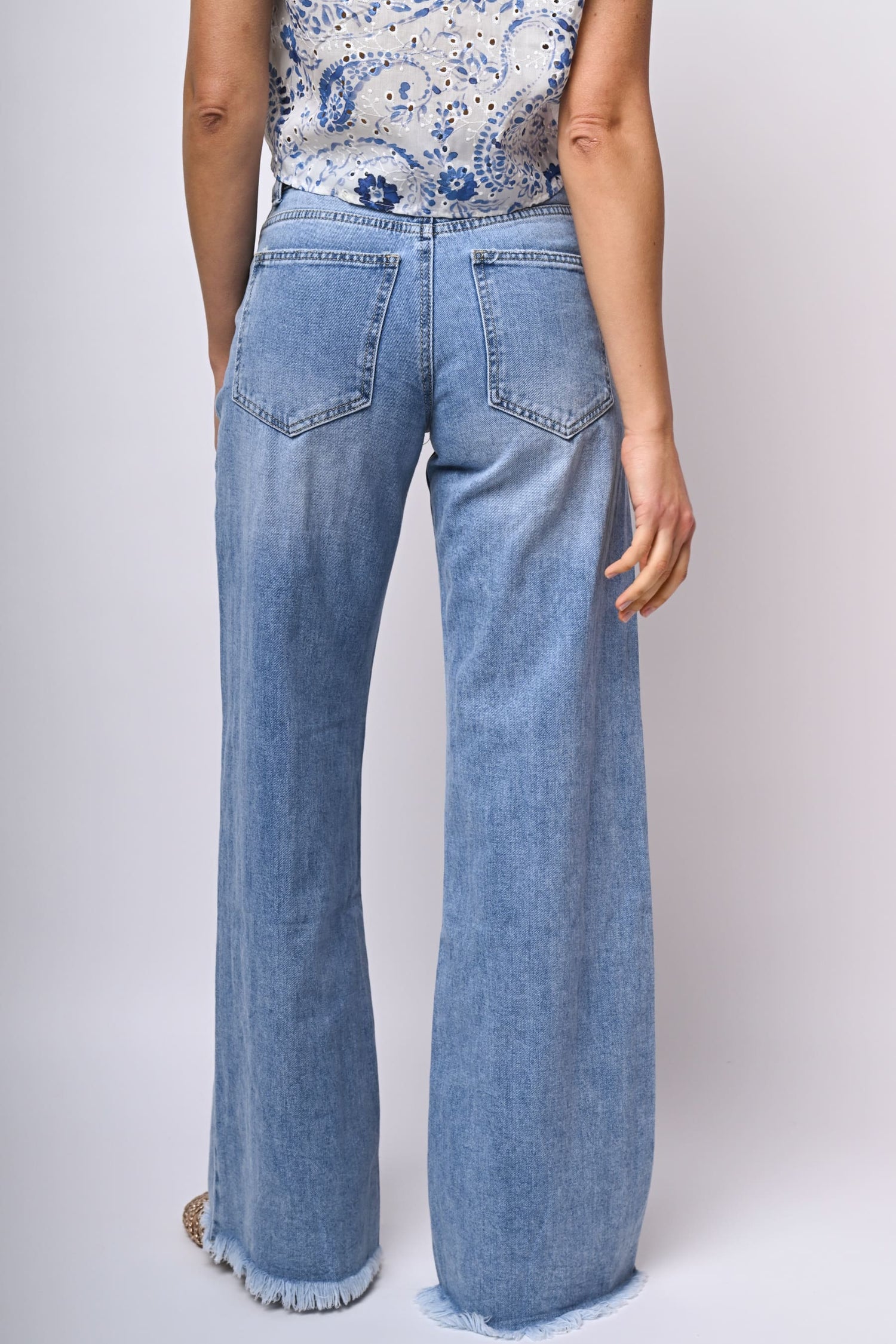 Jeans Con Frange Sotto Jeans Frange Caviglia Jeans A Gamba Ampia