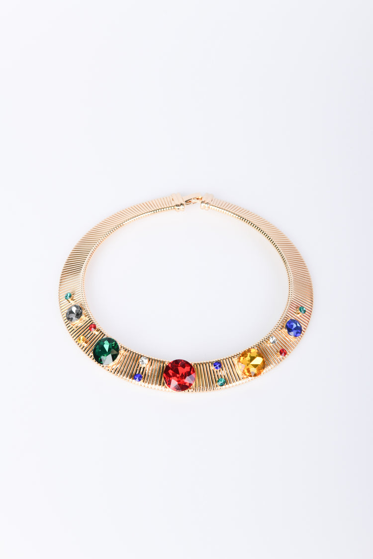 Collana rigida con cristalli