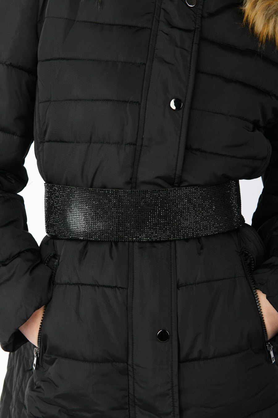 OY102NE-23_1_1_7ac515be-4ccb-4346-b762-313e4eb4010e