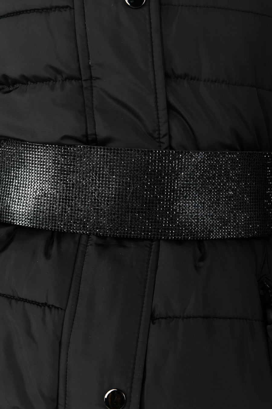 OY102NE-23_2_2_d740e8a0-5121-4d35-bf16-b2dd4ce84ff6