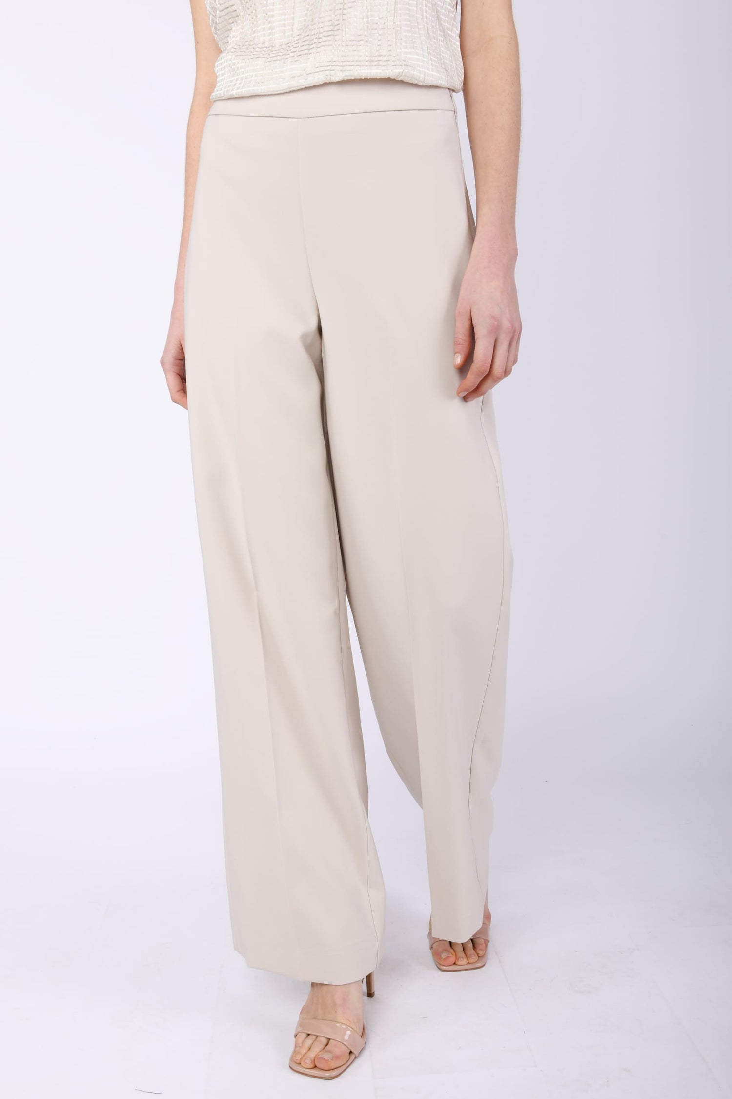 P3379PMFBE-24_2_2_b8d0af52-1bf4-4a1a-89c7-540cd85a7b76