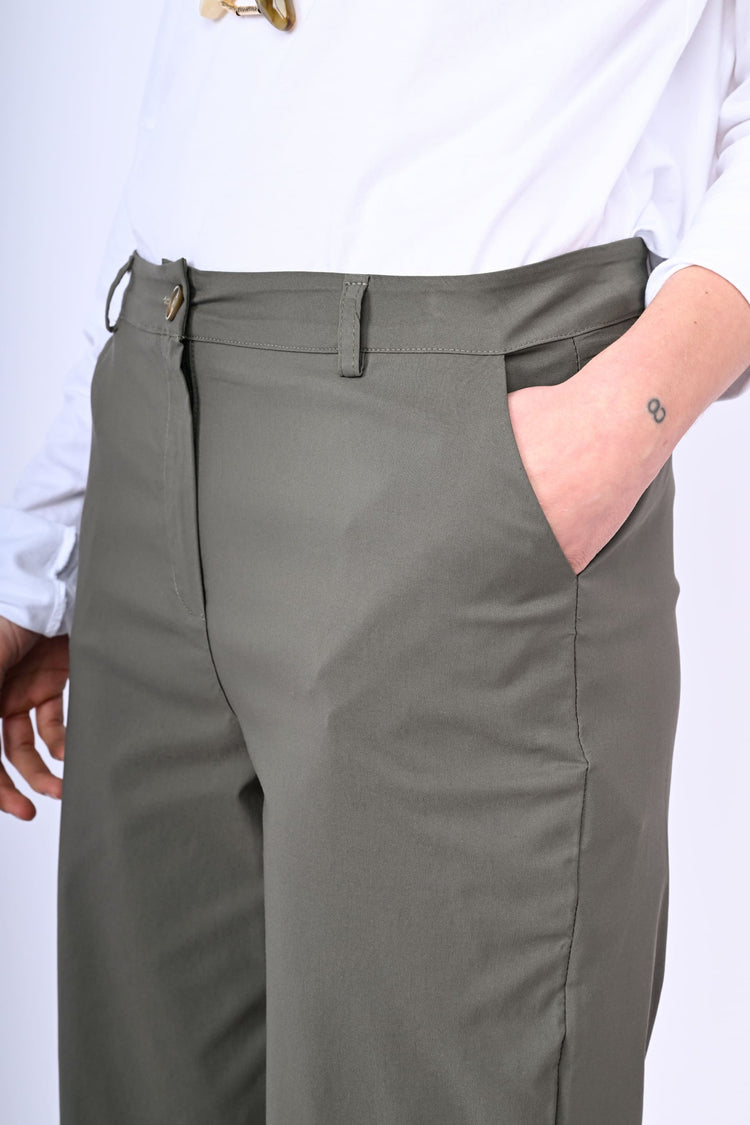 Pantaloni baggy con risvolto