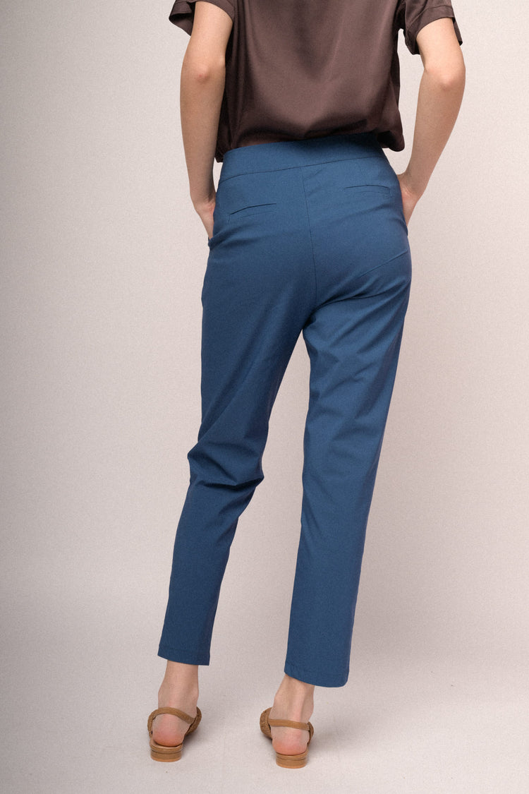 Pantaloni slim-fit misto viscosa blu