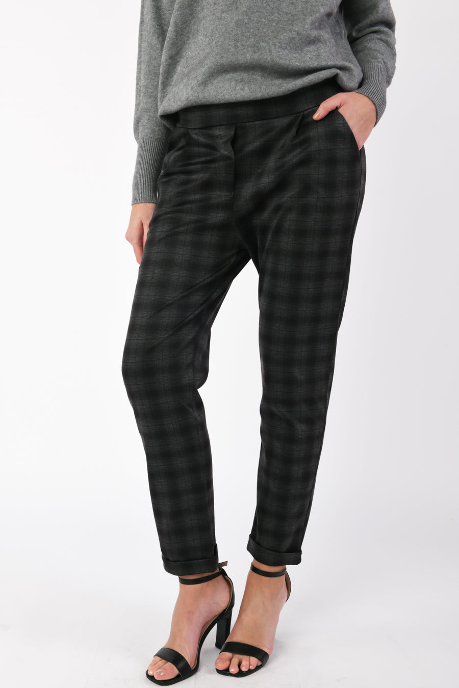 PA8311QFANE-24_3_3_313d1c07-b912-434f-968a-65c07ce5709c