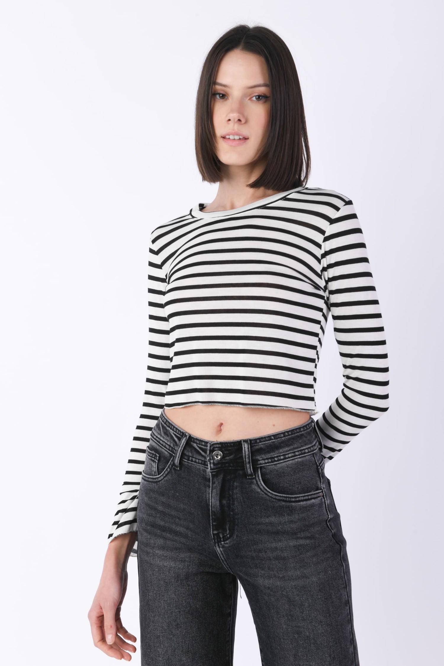 PL16935715FANE-24_2_2_459da4ab-af3c-40c4-b378-6ed7a38d2349