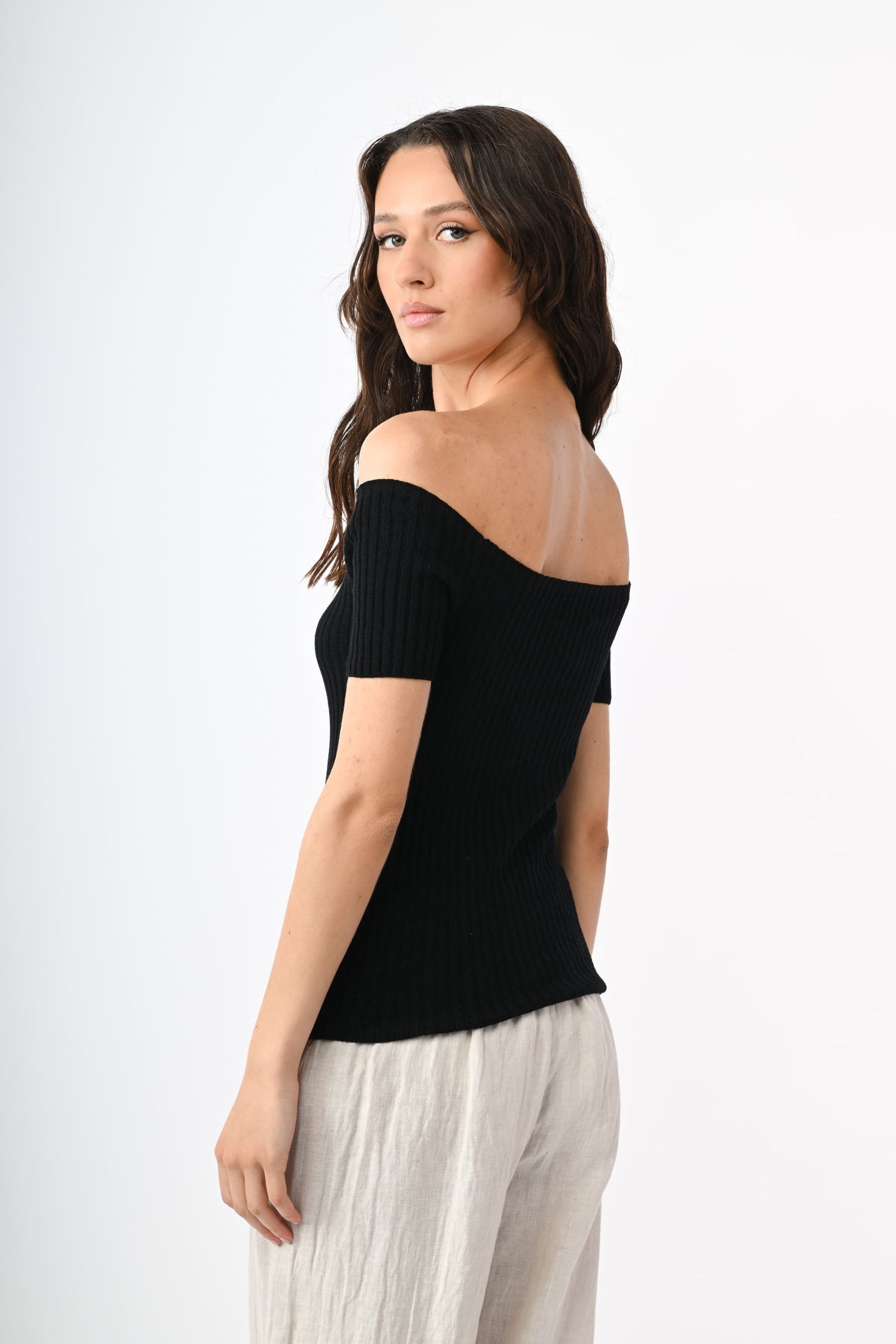 PUL304NE-24_4_4_79d9cfc2-982e-4f32-8159-0e887e5a7cac