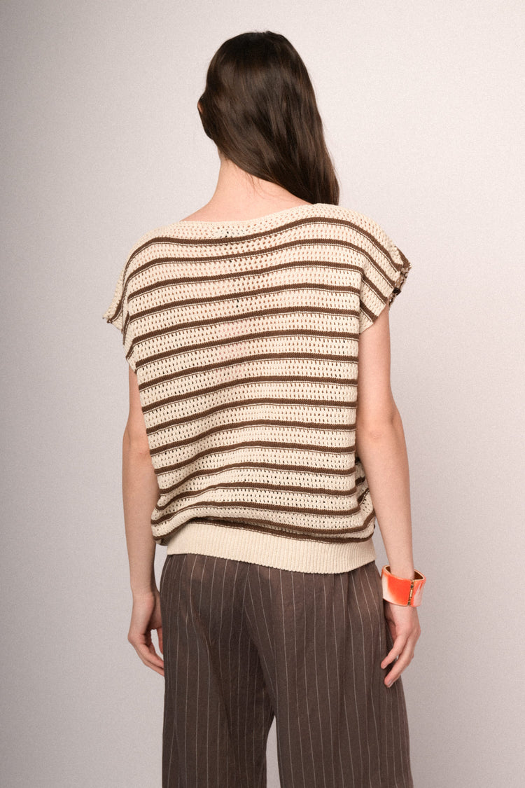 Top a righe ebano e avorio in maglia crochet
