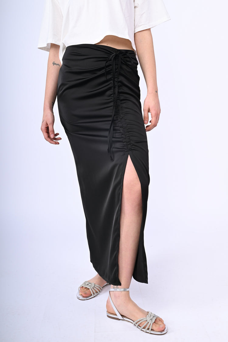 Gonna lunga con arricciatura e spacco