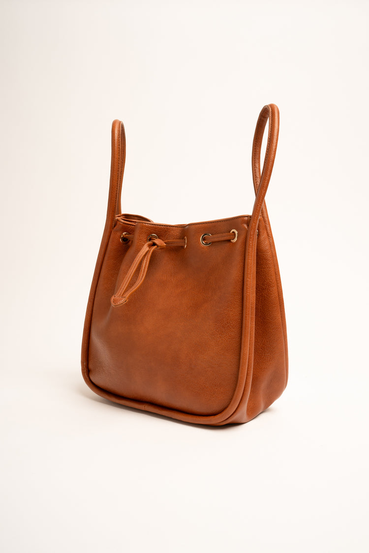 Borsa a secchiello in similpelle cognac