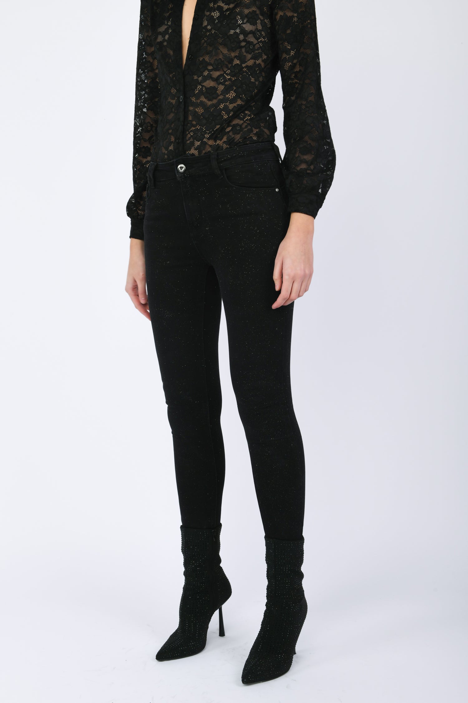 T0060Y4931NE-23_3_3_4a91de5a-19f5-4697-8219-1559ed9101de