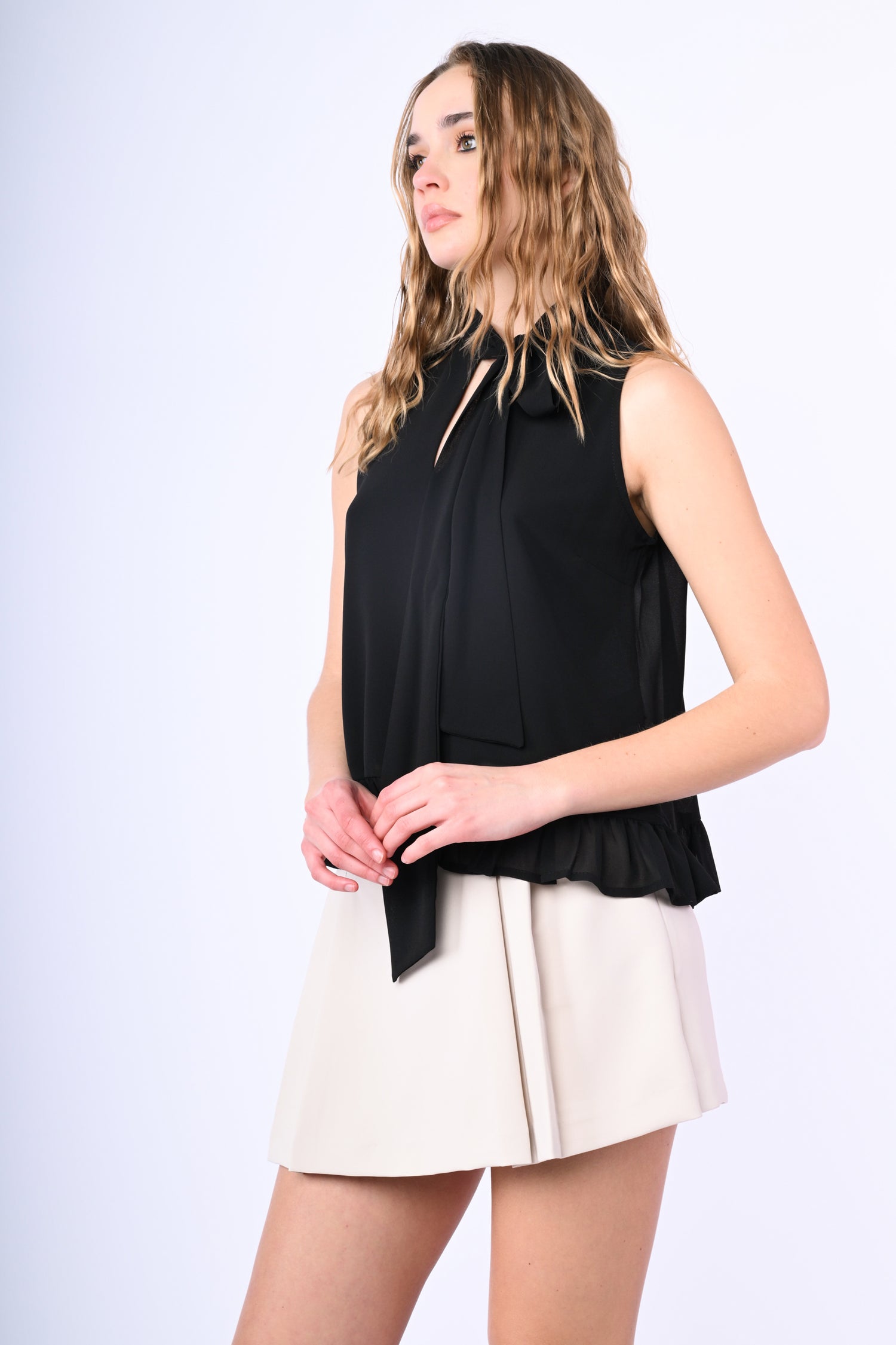 T1367T3NE-24_5_5_da253fd3-fb60-4825-88bb-4e03545ac423