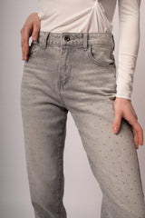 Jeans mom-fit in denim grigio con mini borchie