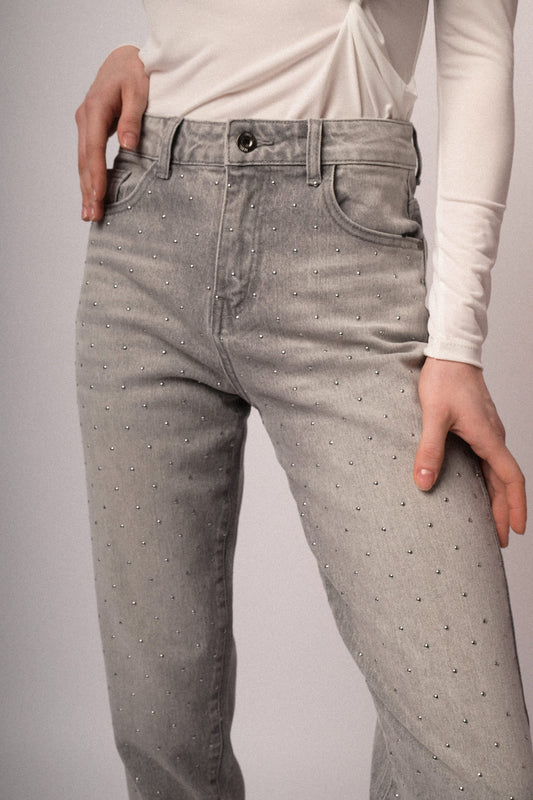 Jeans mom con strass