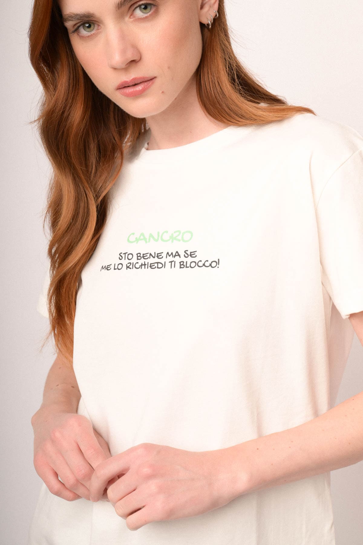 T shirt Cancro in cotone bianco
