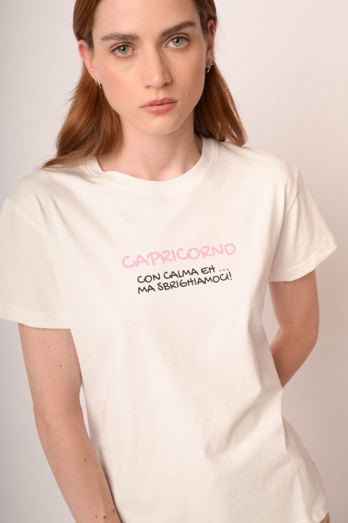 T shirt Capricorno in cotone bianco