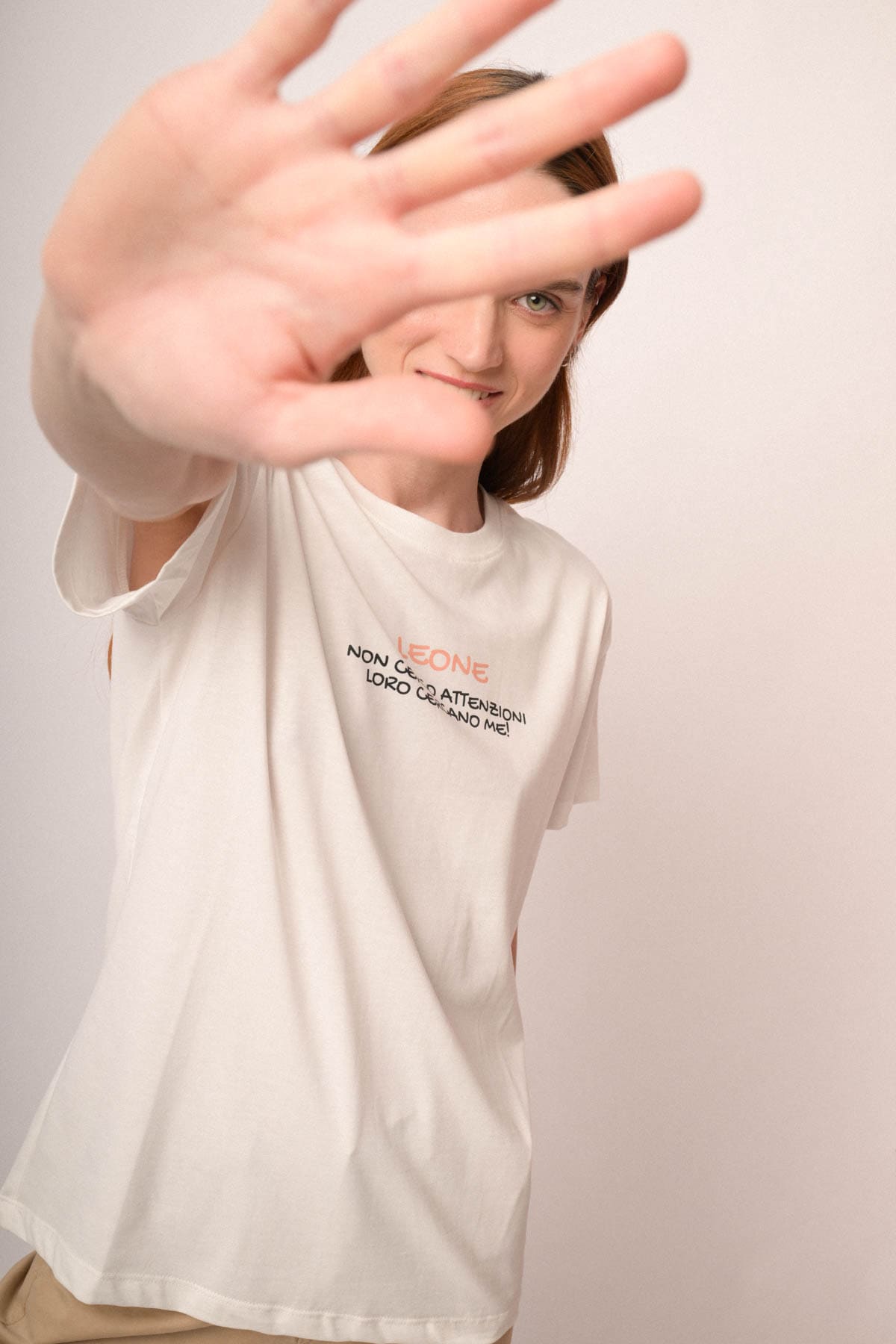 T shirt Leone in cotone bianco