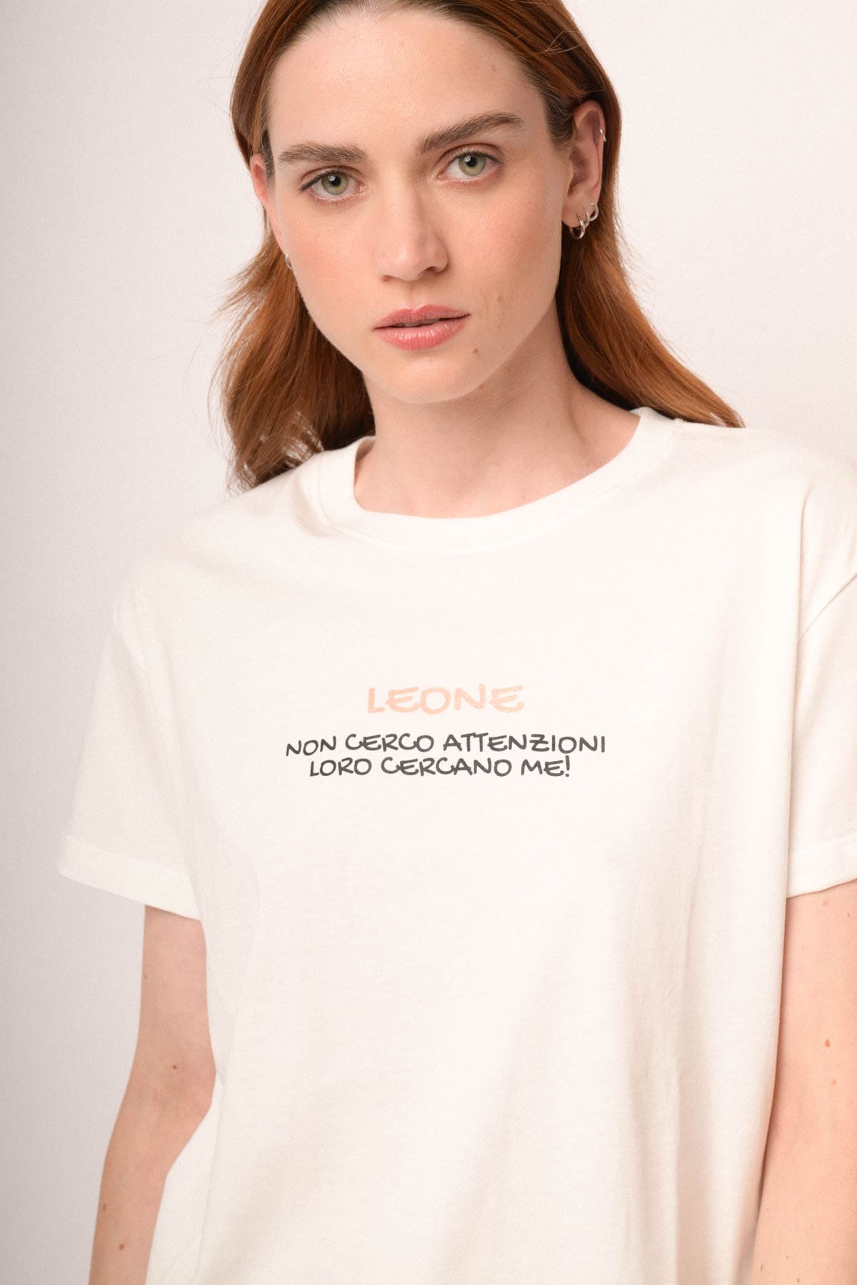 T shirt Leone in cotone bianco