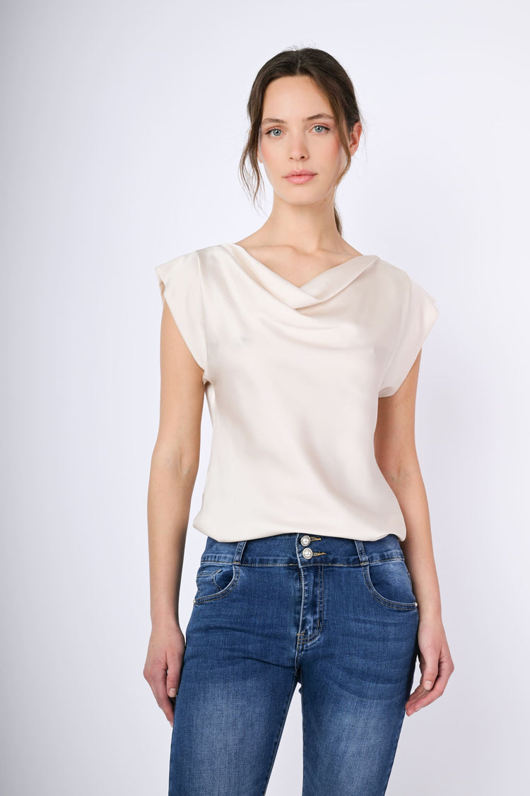 Top con scollo drappeggiato