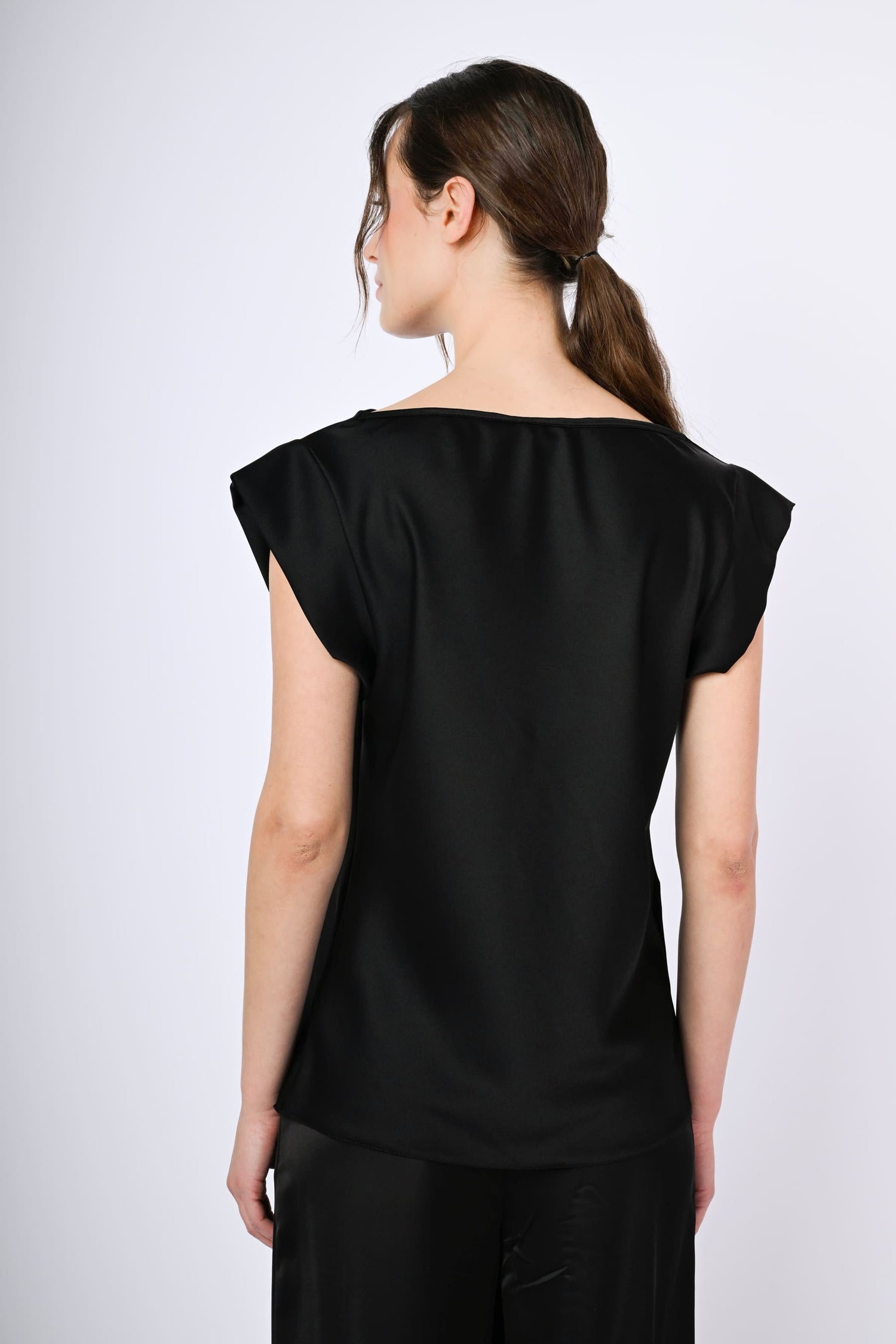 TF23107NE-24_3_4_6cb9b212-7af6-4fbc-9734-b676ee4e0971